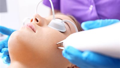 تكنولوجيا التجميل غير الجراحية يتناول أحدث التقنيات في تجديد البشرة وإزالة التجاعيد