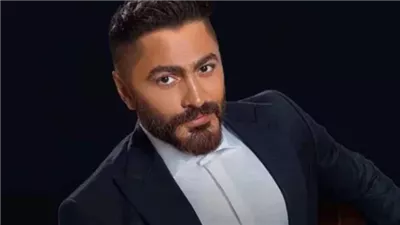 تفاعل كبير مع فيديو لتامر حسني.. هذا ما حصل مع شاب من الجمهور