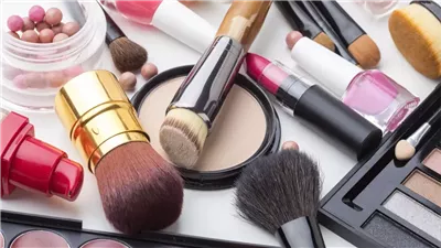 ما الأسباب التي تدفعك لتجربة المكياج العضوي