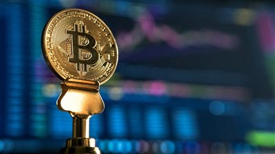 رجل يخوض معركة منذ سنوات لاستعادة قرص صلب مفقود من عملة البيتكوين بقيمة 800 مليون دولار يقرر شراء مكب نفايات