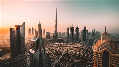 عائد توزيعات أرباح بنوك الإمارات بين 3.2% و8.15%