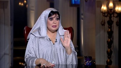 فيفي عبده غير راضية عن رقص الفنانات في مسلسلات رمضان