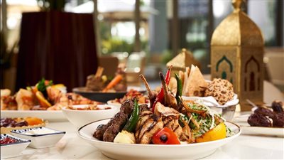 رمضان في الإمارات: أسعار بوفيه الإفطار ترتفع بنسبة 30% بسبب الطقس وزيادة الإيجارات