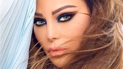 أول تعليق لهيفاء وهبة بعد منعها من الغناء في مصر 