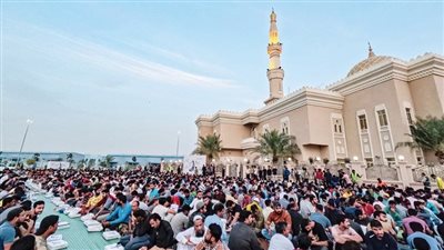 جمعيات خيرية في الإمارات توزع أكثر من مليون وجبة على الأسر خلال أيام العيد.