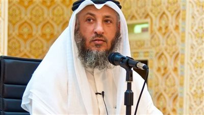 الداعية الكويتي عثمان الخميس يحدث بلبلة بعد تحريمه تريند صور جيبلي