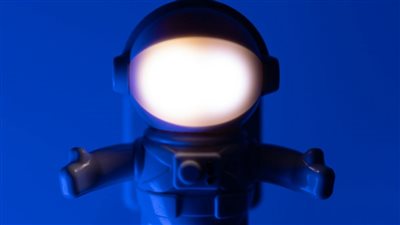 الهند تأمل في هبوط رائد فضاء هندي على سطح القمر بحلول عام 2040: طموح يتحول إلى واقع