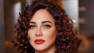 حقيقة طلب سلاف فواخرجي اللجوء في فرنسا
