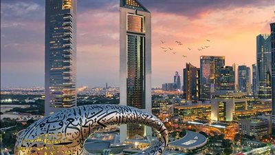 إقامة على أرض جافة على طراز اليخوت الفاخرة في دبي