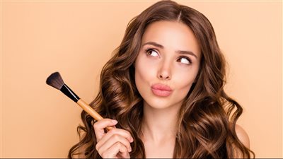إطلاق أول كريم أساس ذكي يتكيف مع لون البشرة وتغيرات الطقس