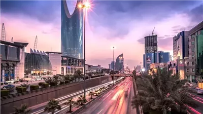 دوريات الأمن تعزز جودة الحياة في الرياض على سكوترات أمنية 