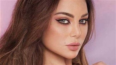 هيفاء وهبي تعلن اعتزالها الفن بشكل مفاجئ وتوجه رسالة صادمة للجمهور