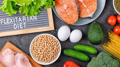 أحدث حميات 2025: النظام الغذائي النباتي المرن (Flexitarian) يسيطر