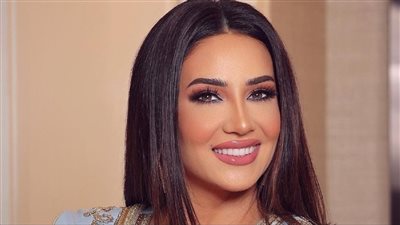 ديانا حداد تضع نفسها في موقف محرج مع نادين نسيب نجيم 