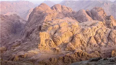 جبل يطلق أصواتًا موسيقية عند هبوب الرياح.. أين يقع