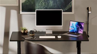 مكتب ذكي من شركة Smartdesks تقدم مكاتب ب شاشات تندمج في سطح المكتب