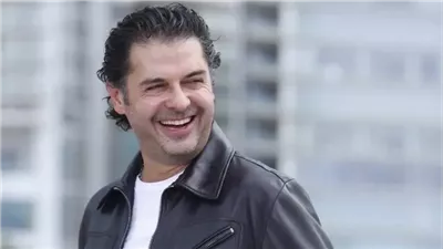 ضجة على وسائل التواصل الاجتماعي بسبب هيستيريا المعجبات بالفنان راغب علامة