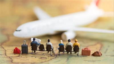 ما هي السياحة الاجتماعية 2025؟ دليلك الشامل