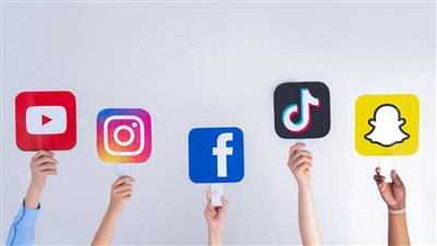 أثر مواقع التواصل على الصحة النفسية في 2025