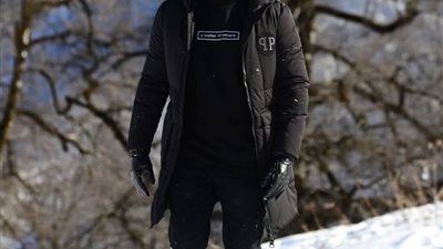 فاجعة تهز الوسط الفني: أحمد مكي يفجع بوفاة نجل شقيقته  عزة ويستقبل صدمة الفقد