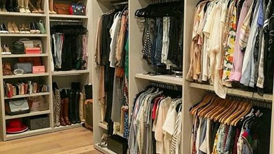 تخيل عالماً تتحول فيه ملابسك إلى لوحات فنية حية: ثورة الأنسجة الذكية القادمة