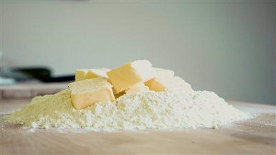 من الخبز إلى العصائر السكريات المخفية في اختياراتنا الصحية