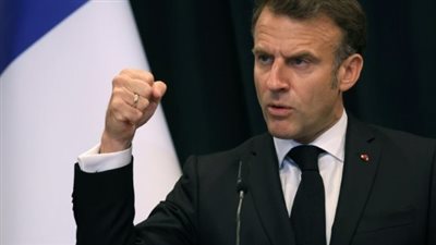 ماكرون في موقف صعب: هل يعلن الطوارئ ضد الأخوان 