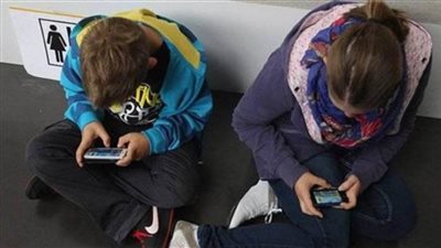 تكساس تمضي قدمًا في حظر وسائل التواصل الاجتماعي على القاصرين