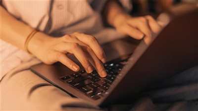 تقنيات التعلم العميق الذاتي تعيد تشكيل مهارات الأفراد عبر الدمج بين التأمل والتنظيم الذهني والتدريب المعرفي طويل المدى