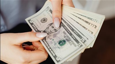 الجنيه المصري يحافظ على استقراره أمام الدولار ليوم 7 مايو 2026 وسط ترقب الأسواق لتحركات البنك المركزي المصري