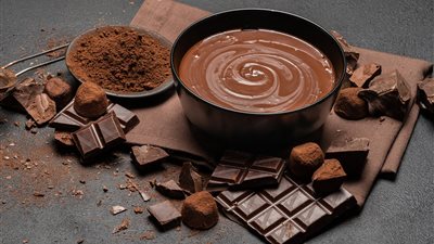 الشوكولاته الداكنة فوائد و وصفات شهية 