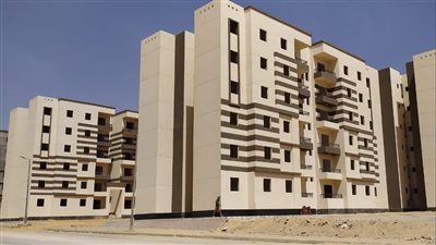 مصر: بناء مدن جديدة لتخفيف الضغط السكاني. 