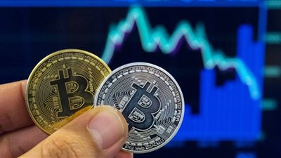 بيتكوين تكسر حاجز 70 ألف دولار وسط تدفقات مؤسسية
