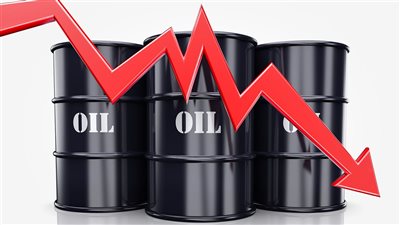 تراجع أسعار النفط يضغط على ميزانيات دول الخليج