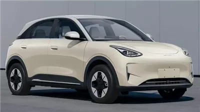 جيلي تكشف عن SUV كهربائية بمدى 1100 كيلومتر