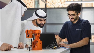 منحة جامعة محمد بن زايد تفتح باب الدكتوراه في الروبوتات
