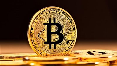 بيتكوين تستقر فوق 71 ألف دولار رغم تذبذب السيولة
