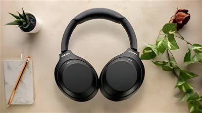 تقييم سماعات Sony WH-1000XM7 يبرز عزل ضوضاء متفوق