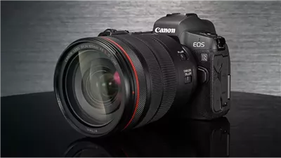 كاميرا كانون EOS R1 تتفوق في التصوير الليلي العملي