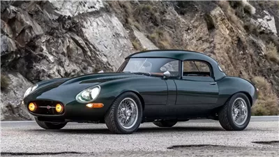جاكوار E-Type تعود للحياة بمحرك V12 وتصميم عصري