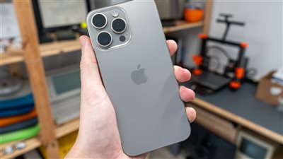iPhone 15 Pro Max يتصدر قائمة الهواتف المتميزة