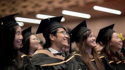 منحة Dato’ Kho Hui Meng الممولة بالكامل في جامعة SMU بسنغافورة