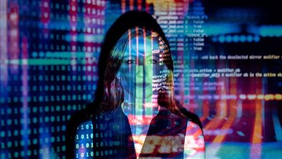 المهارات الرقمية المتقدمة مثل تحليل البيانات والأمن السيبراني تحدد ملامح وظائف المستقبل