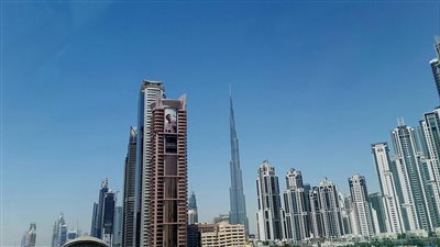 الإمارات تطلق مشروع ممر لوجستي جديد يربط ميناء جدة بالمنطقة اللوجستية بالخُمرة بقيمة 689 مليون ريال