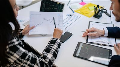 ميتا Meta تسعى لجذب تمويل خاص هائل للبنية التحتية لـAI