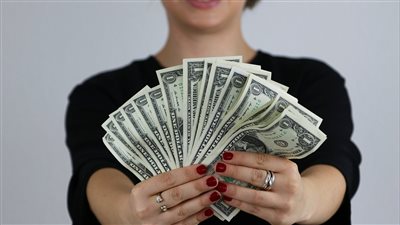 ثبات نسبي لسعر الدولار مقابل الجنيه المصري وفق بيانات البنك الوطني اليوم 21 أغسطس 2025
