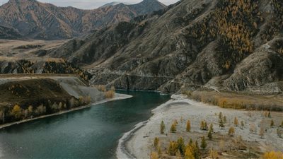 تنامي الإقبال على دول الستانز ومنغوليا كوجهات مغامراتية فريدة تزيح المدن الكبرى من قائمة المسافرين المتمرسين