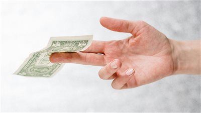 الجنيه المصري يسجل 48.08 جنيه للشراء بالبنوك مع استقرار الأسواق المحلية ليوم 26 سبتمبر 2025