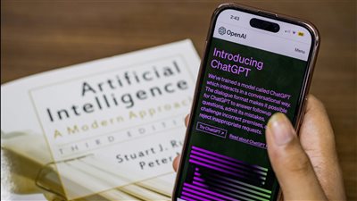 إصدارات جديدة من سامسونغ واوبن إيه‌ آي تدفع المنافسة في مجال النماذج الضخمة وتنسيق الحوسبة الموزعة