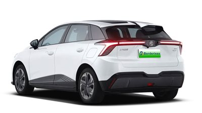 مراجعة أولية لسيارة MG4 EV الجيل الجديد تكشف مزايا البطارية والتصميم الداخلي 